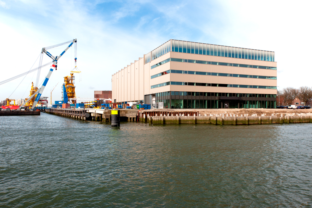 Condor Heavy Services, Rotterdam