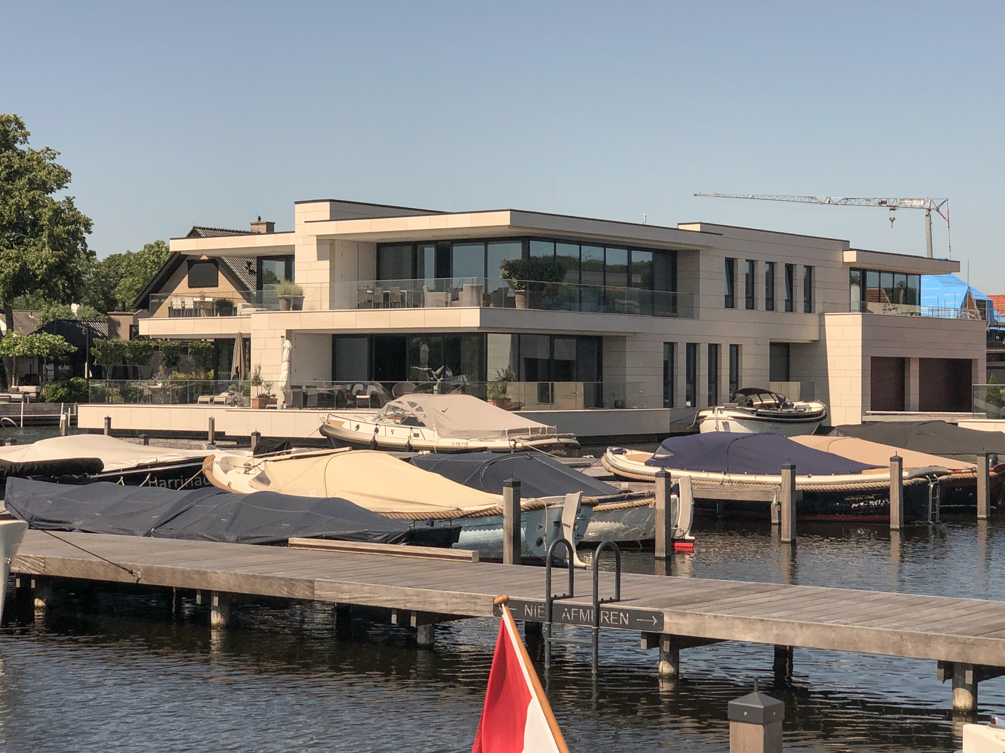 Hof van Leede, Warmond