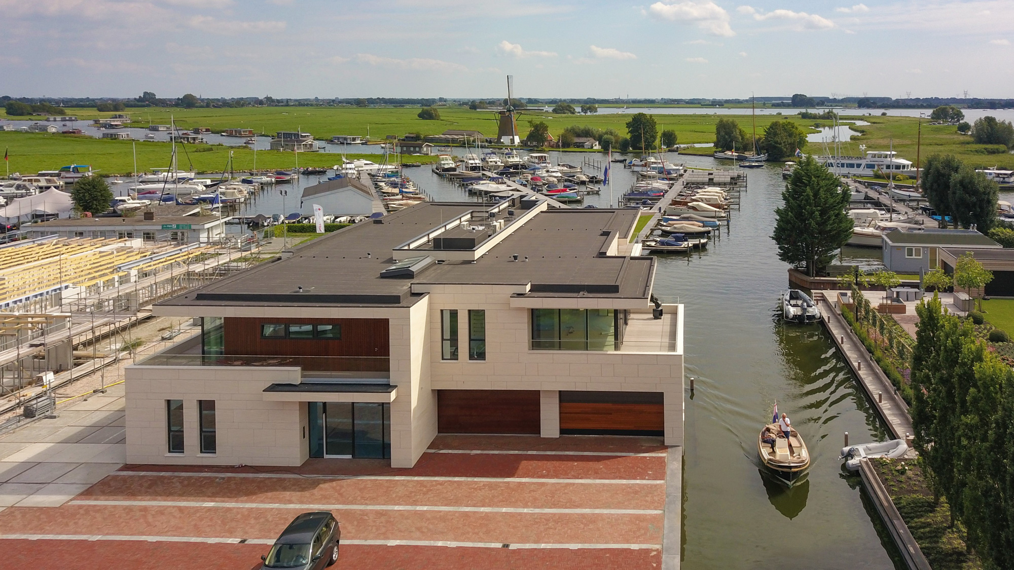 Hof van Leede, Warmond